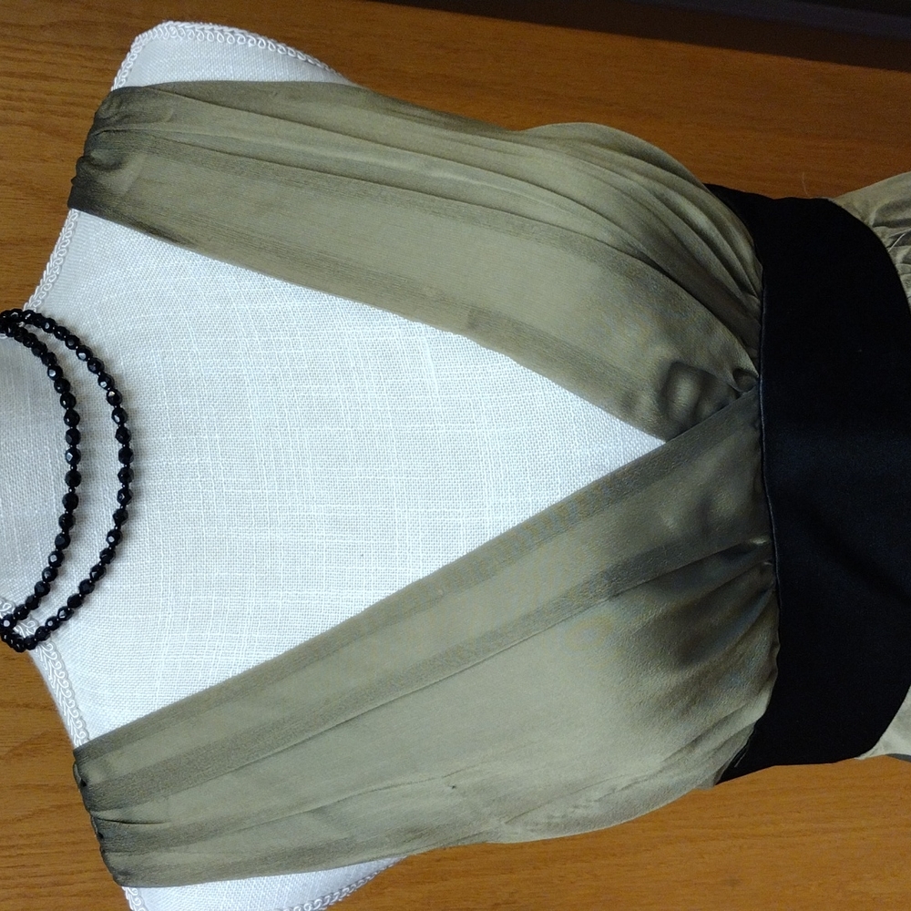 Olive 🫒 Chiffon Dress w/Black Sash SZ M Ladies - Picture 11 of 13